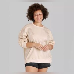 Women's Oversized Sweatshirt XL Long Sleeve Wild Fable Cream Metallic NWOT
